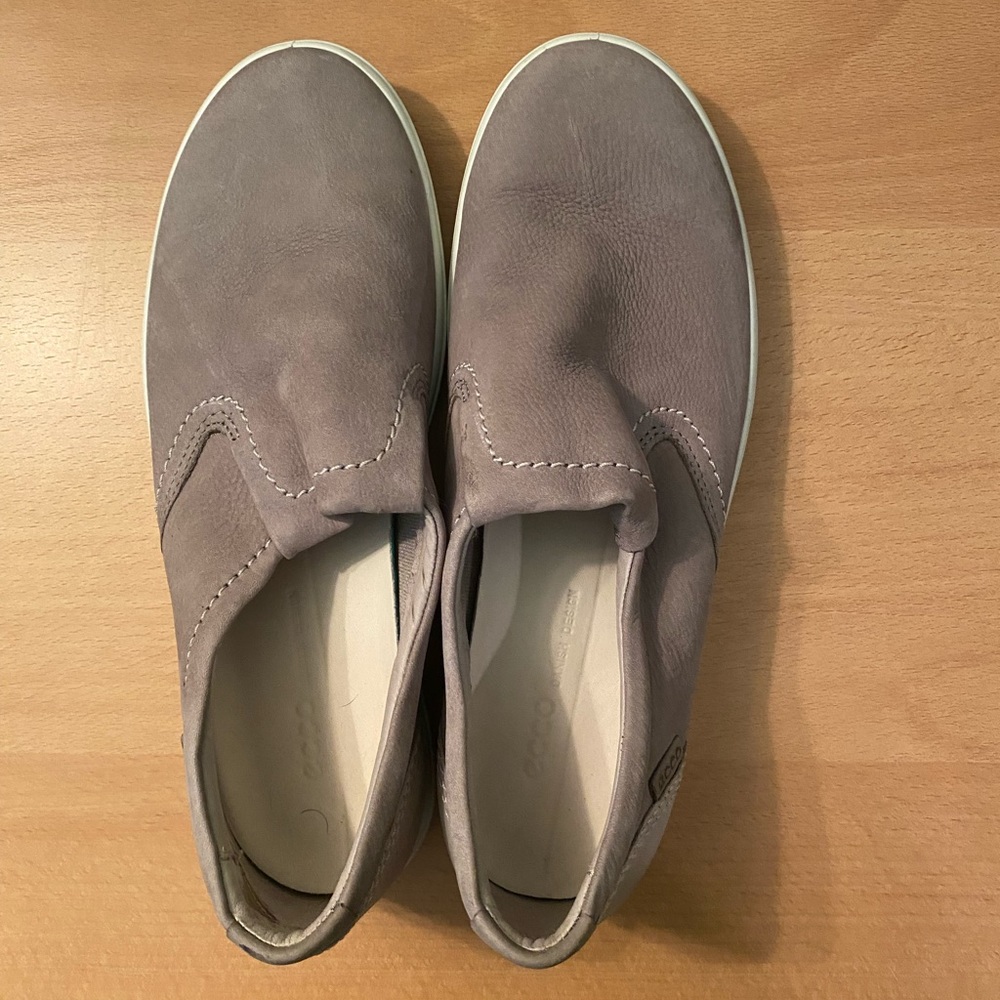 GREY ECCO SLIP ONS